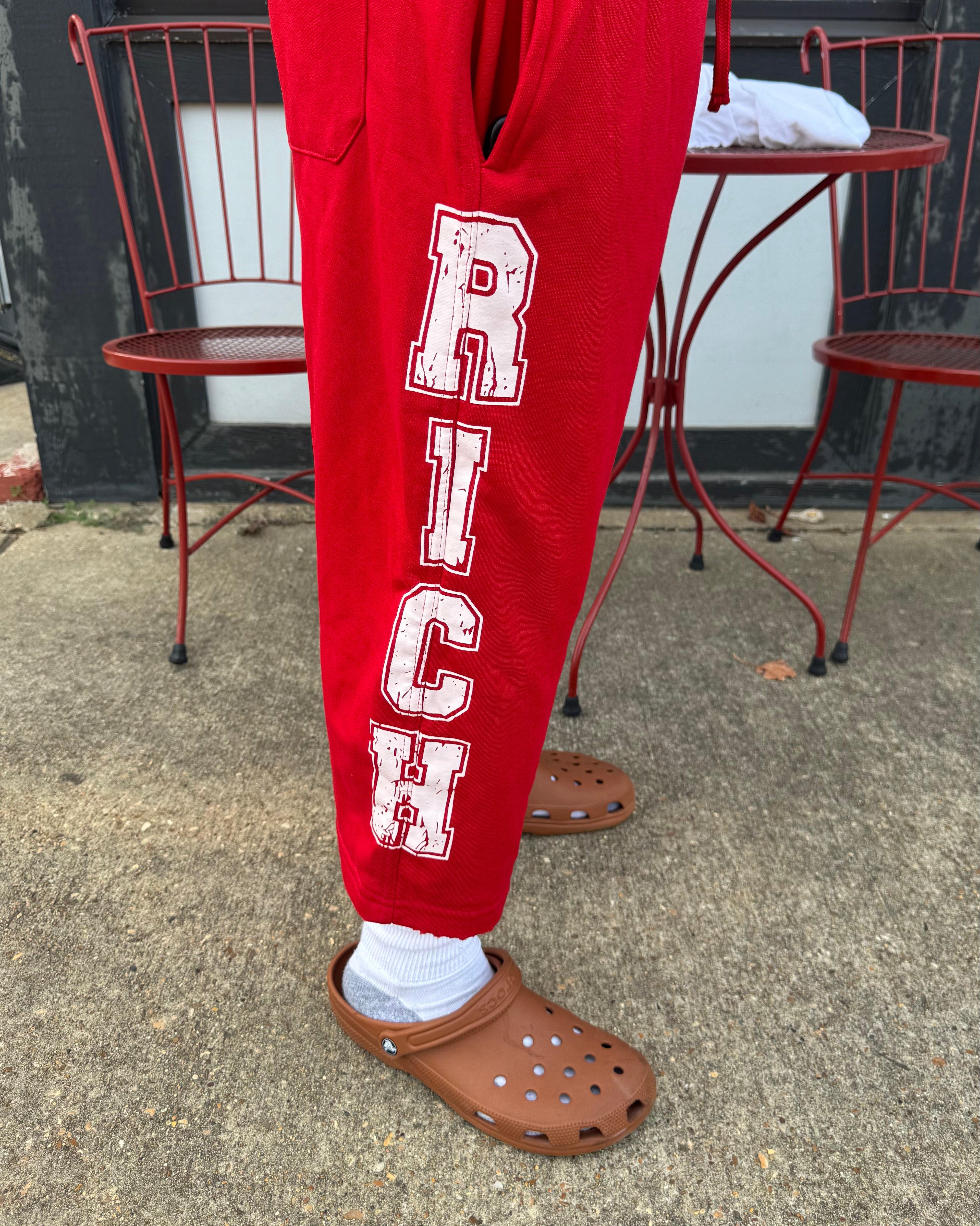The “Icon” Baggy Shorts (Red)