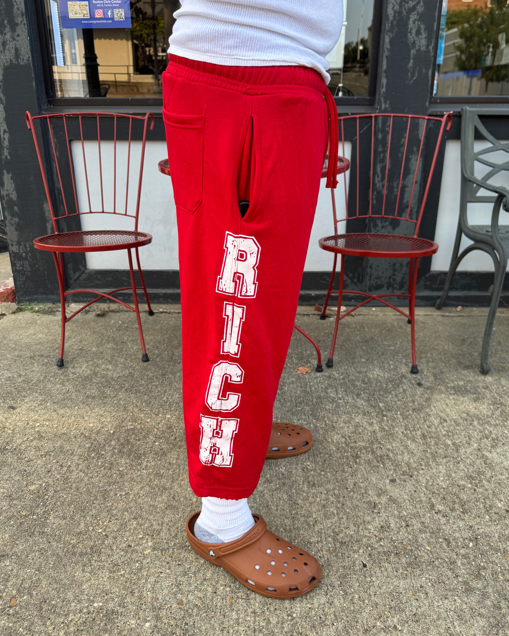 The “Icon” Baggy Shorts (Red)